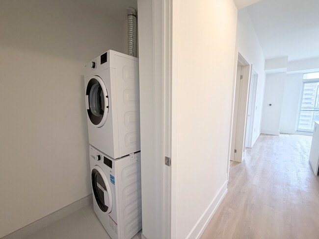 Photo - 206 King St W Unit 1108