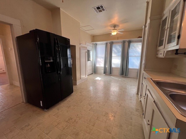 Photo - 163 N Sycamore Ave