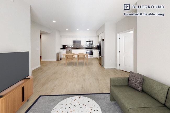 Photo - 6301 Shellmound St Unidad FL5-ID10013A