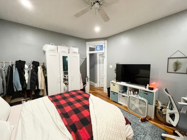 Photo - 18 Sunset St Unit 3