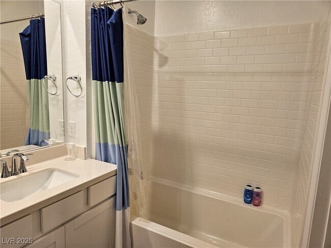 Photo - 600 N Carriage Hill Dr