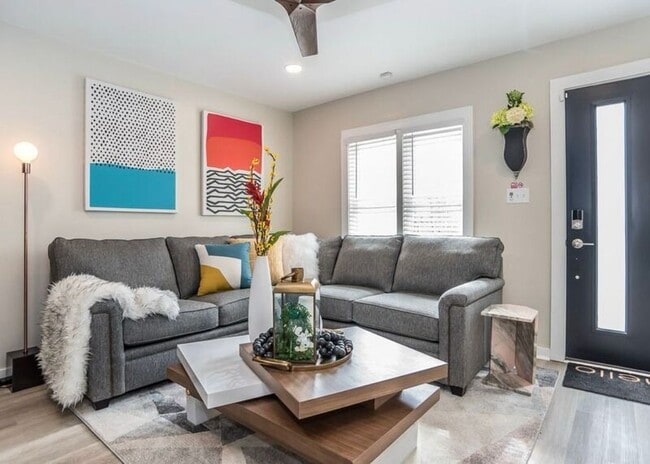 Photo - 3812 Burt Dr