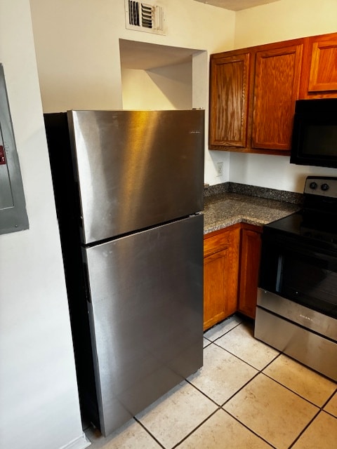 Photo - 111 E 1st St