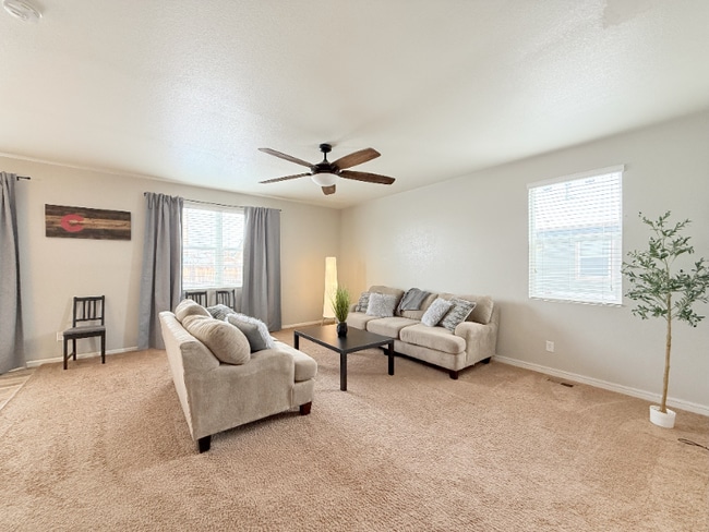 Photo - 3634 Daylily St