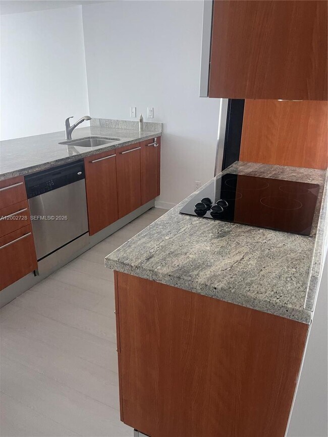 Photo - 185 SW 7th St Unit 2705