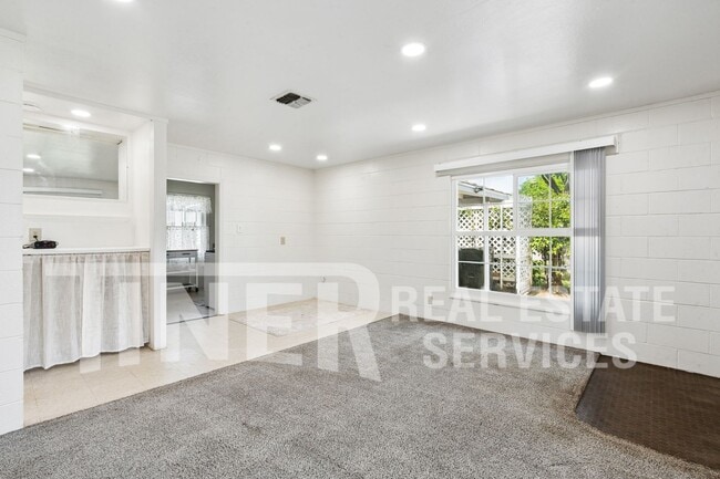 Photo - 2720 Riesling Way