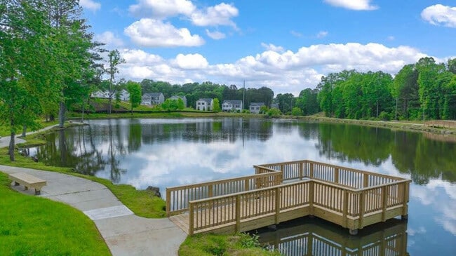 Building Photo - The Lakes at Statham Rental
