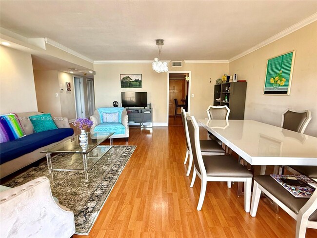 Photo - 1800 NE 114th St Unit 1607