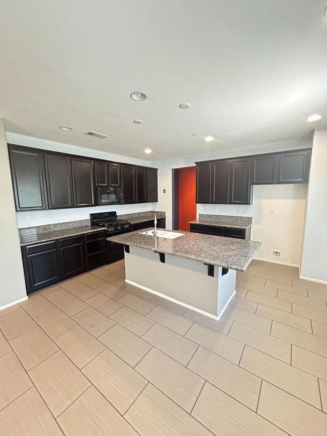 Photo - Beautiful Home For Rent NW Bakersfield COMING SOON!