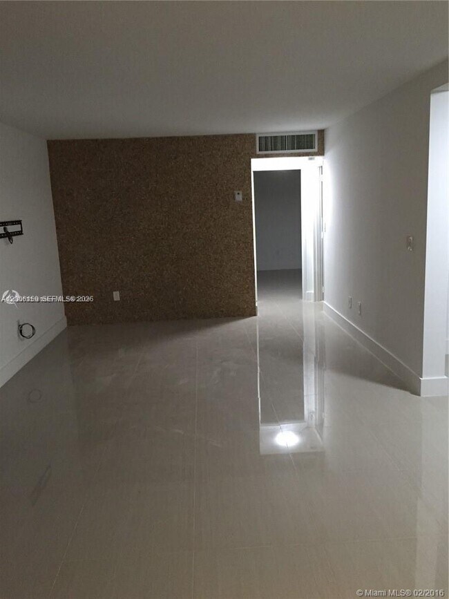 Photo - 4110 NW 79th Ave Unit 1B