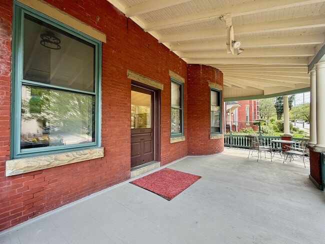 Photo - 1610 N Broom St