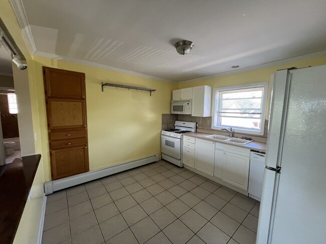 Photo - 236 Johnson St