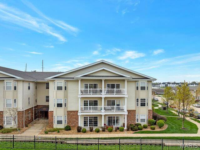 Building Photo - 115 Saint James Ct Unit St James