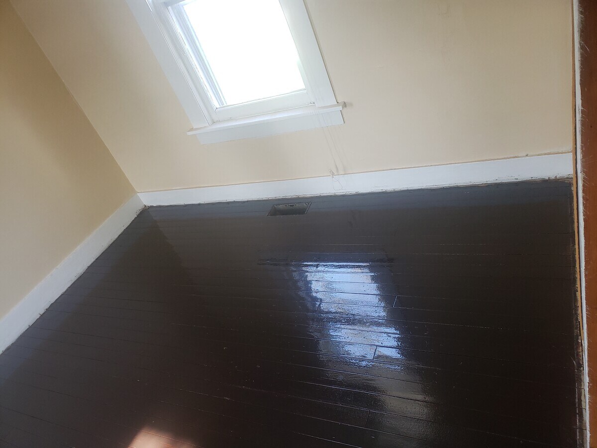 Photo - 148 Maple St Unit 2