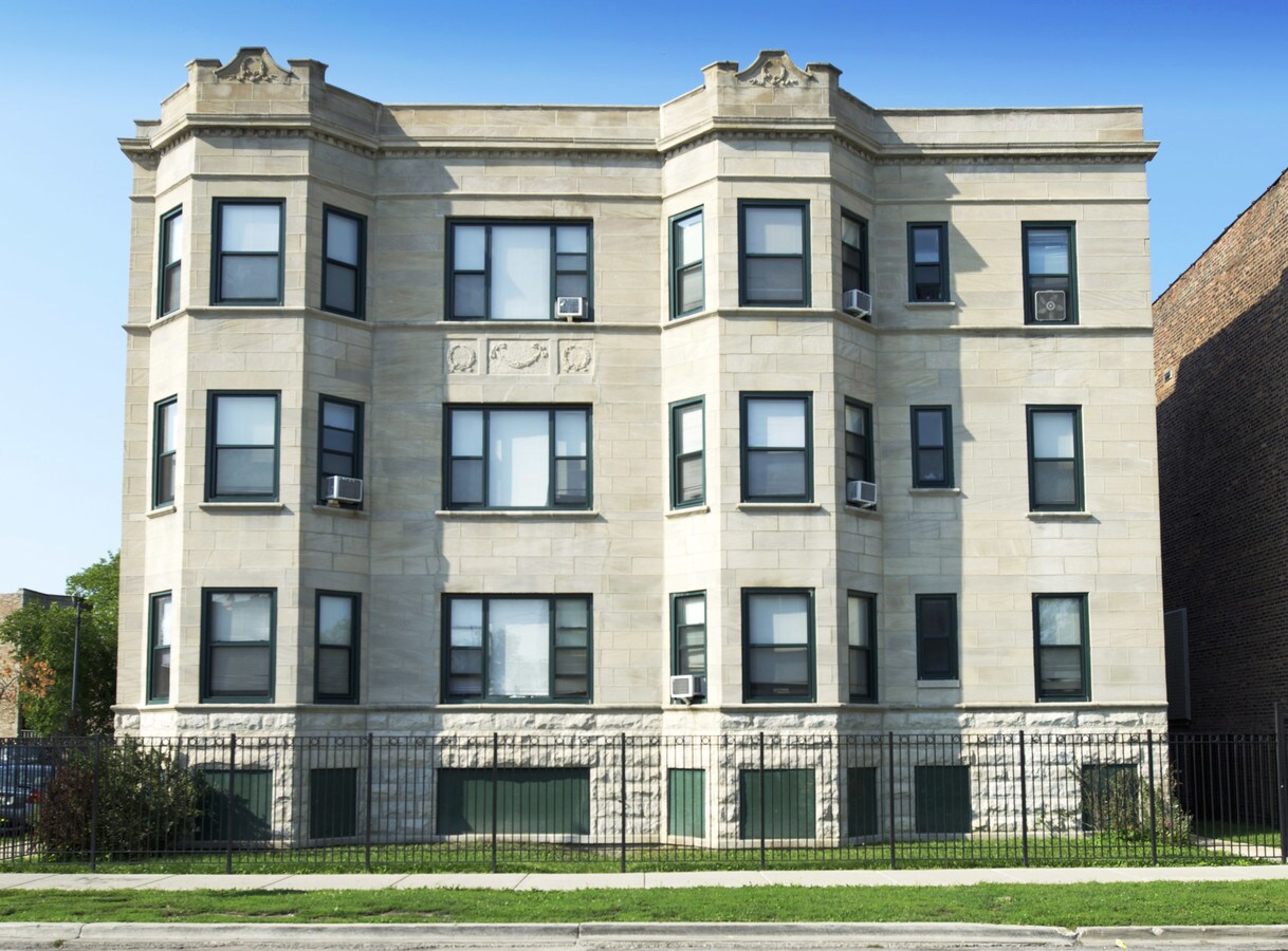 Lawndale Apartments - Lawndale Apartments