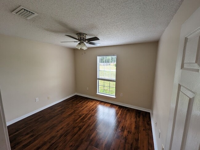 Photo - Three Bed Two Bath - Next to Magnolia School, Foley