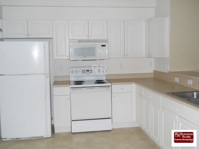 Photo - 2016 NE 7th Pl