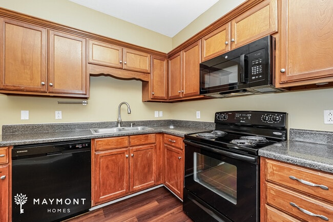 Photo - 3217 Hardwood Dr