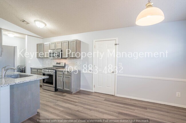Photo - 3 Bed | 2 Bath in Owasso!