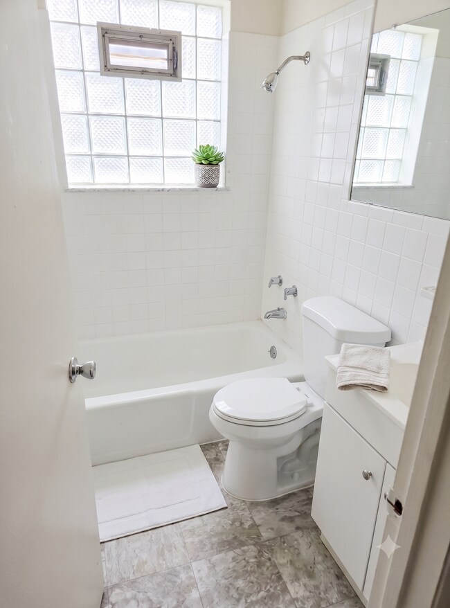 Photo - 7701 Circle Dr Unit C