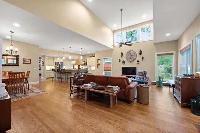 Photo - 3822 Ridgelea Dr