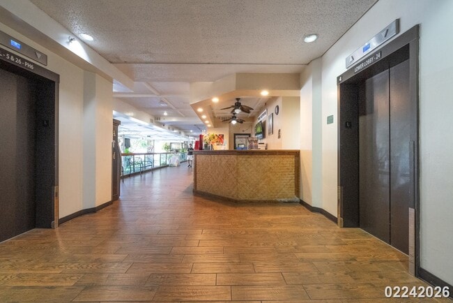 Photo - Studio in Hawaiian Monarch Unit 2412