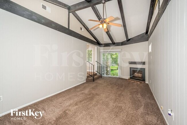 Photo - 129 Briar Grove Dr