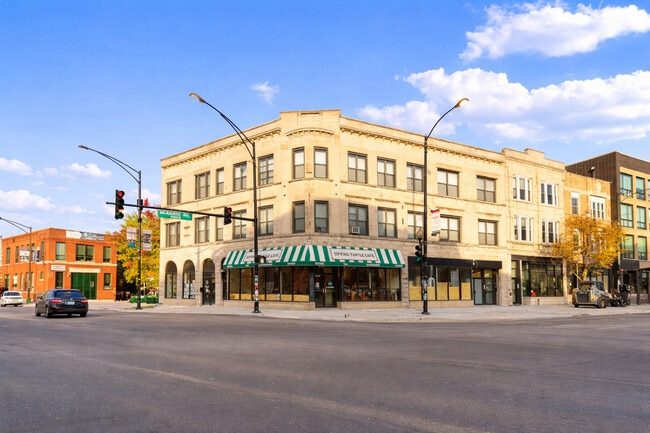 Building Photo - 2957 N Milwaukee Ave Unit S2