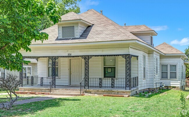 Building Photo - 221 N O St Rental