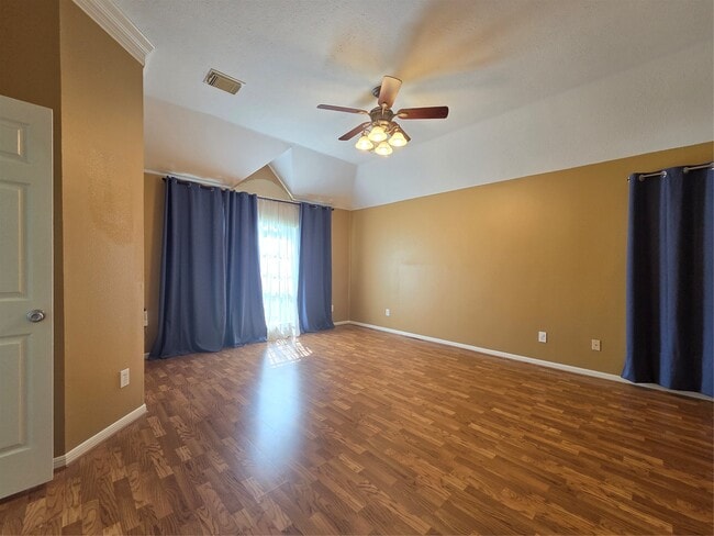 Photo - 6903 Springcrest Ct