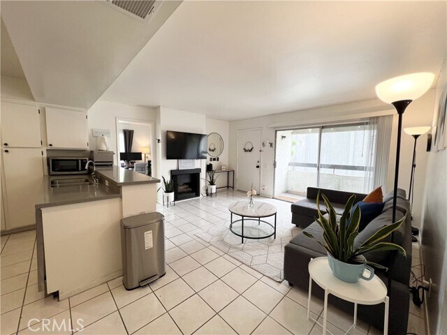 2847 S Fairview St Unit H