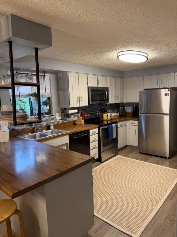 Photo - 8056 Pebble Creek Ct