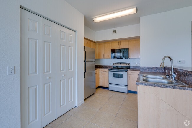 1HAB + Estudio - 838SF - Cocina