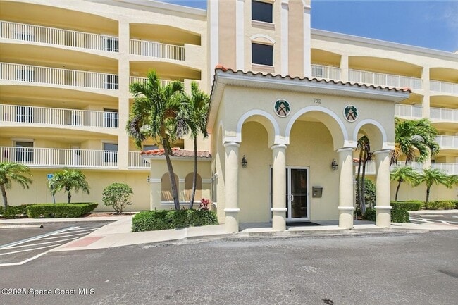 732 Bayside Dr Unit 304