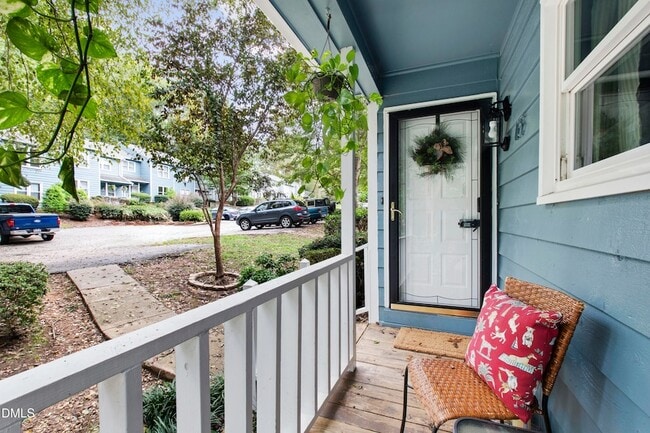 Photo - 115 Inverness Ct