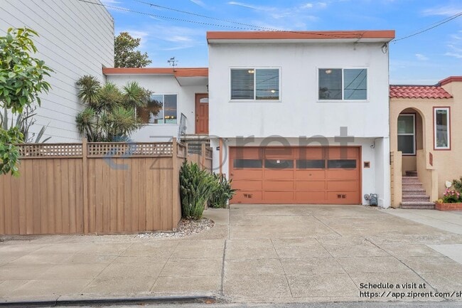 Building Photo - 280 Prague St