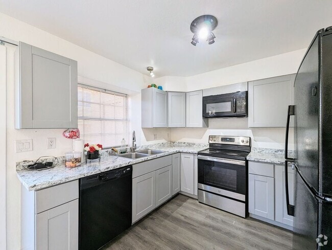 Building Photo - 4601 N 102nd Ave Rental