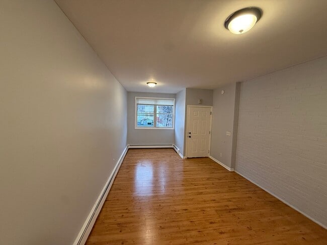 Photo - 178-188 South Whitney Unit 184 South Whitney