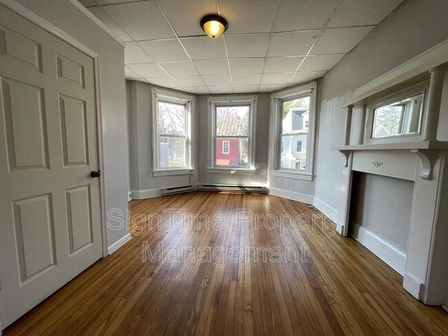 Building Photo - 238 Summit Ave Rental