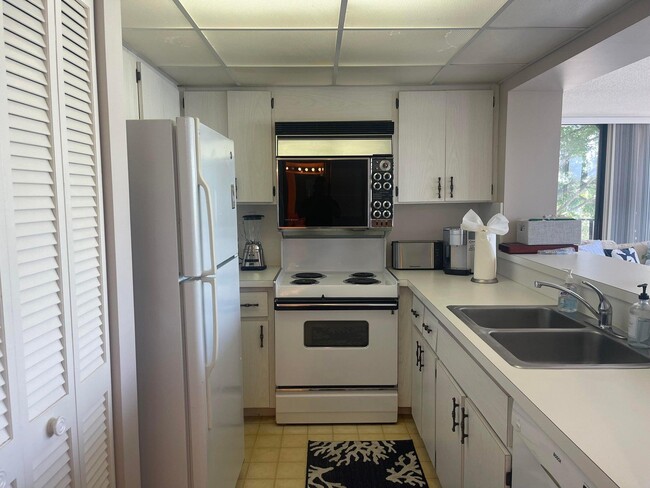 Photo - 799 Jeffery St Unit 302