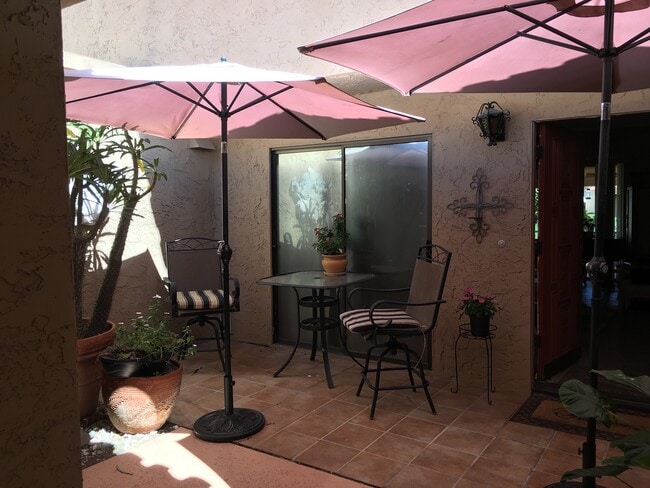 Cool Courtyard - 69940 Los Cocos Ct Unit na