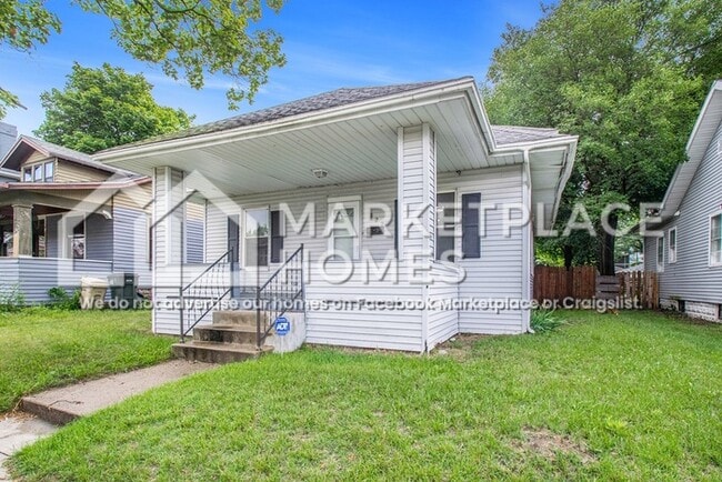 Photo - 822 N St Louis Blvd