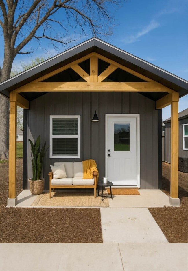 Building Photo - 337 Herriman St