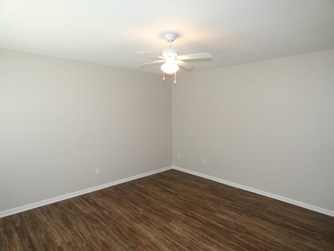 Photo - 3612 NE 72nd St