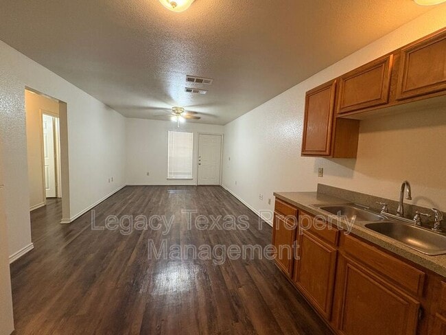 Photo - 1112 Williams Ave Condo Unit D