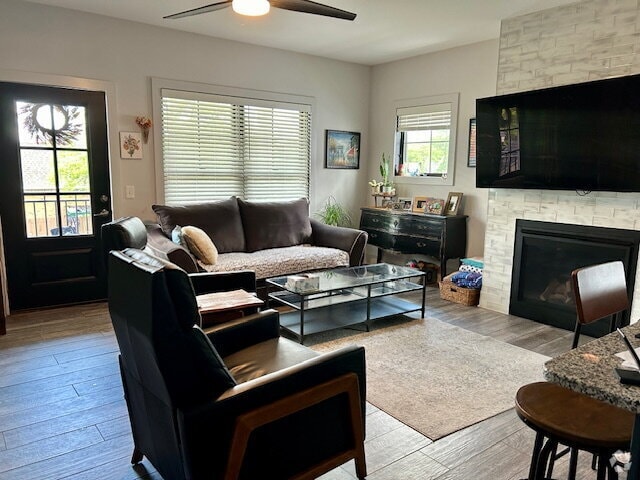 Building Photo - Charming 2-Bedroom with Granite Kitchen & ... Unit #1 Rental