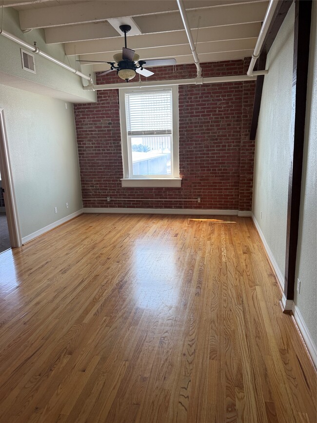 Photo - 1927 Harborside Dr Unidad 307