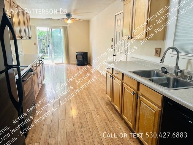 Photo - 4595 Patterson Dr