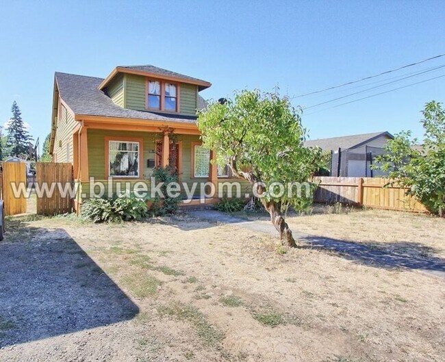 Photo - 5514 SE Malden St