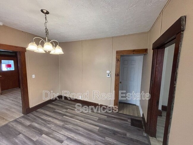 Photo - 711 Cleveland Ave